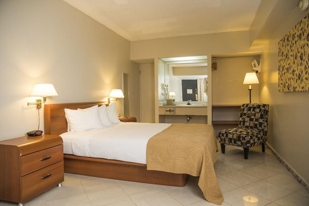 Quality Inn El Tuque Ponce Exterior foto
